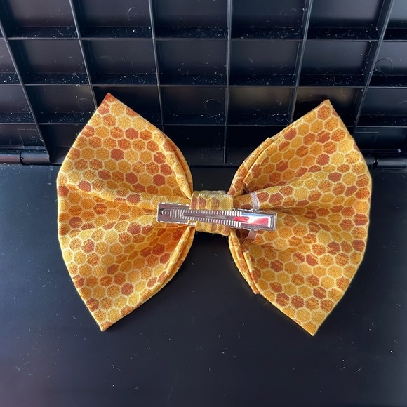 Honey combs hairbow - Picture 4 of 4
